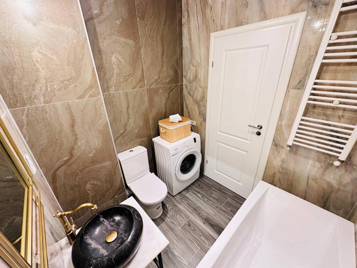 Happy Studio By Rh Living Bükreş Dış mekan fotoğraf